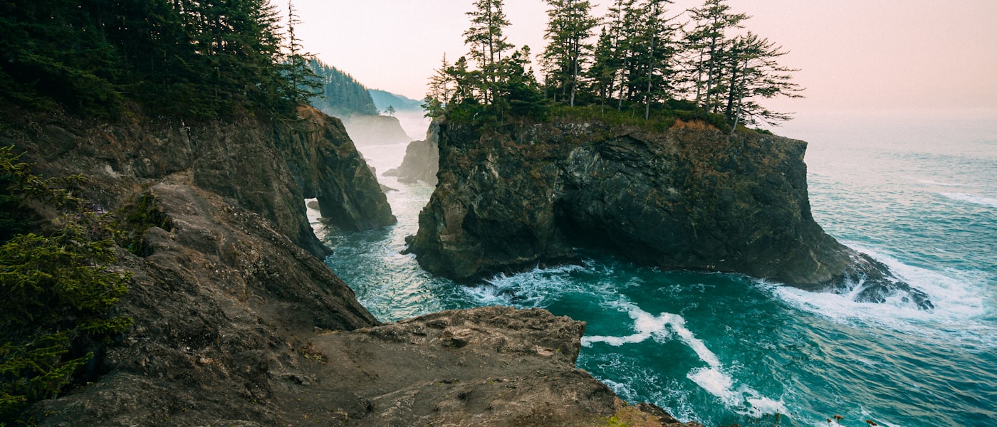 Rocky Oregon coastline near Depoe Bay